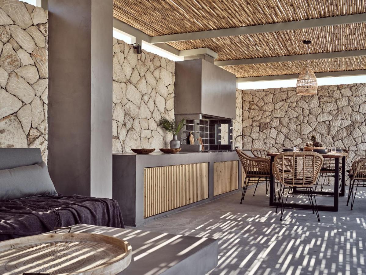 Noema Villa - Stylish Villa With Scenic Serenity, By Zantewize Sarakinadhon Exterior foto