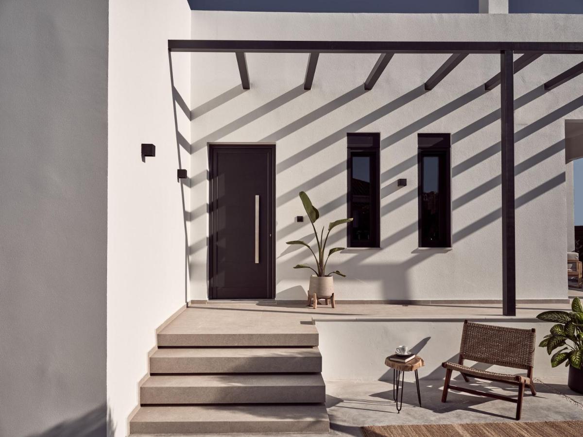 Noema Villa - Stylish Villa With Scenic Serenity, By Zantewize Sarakinadhon Exterior foto