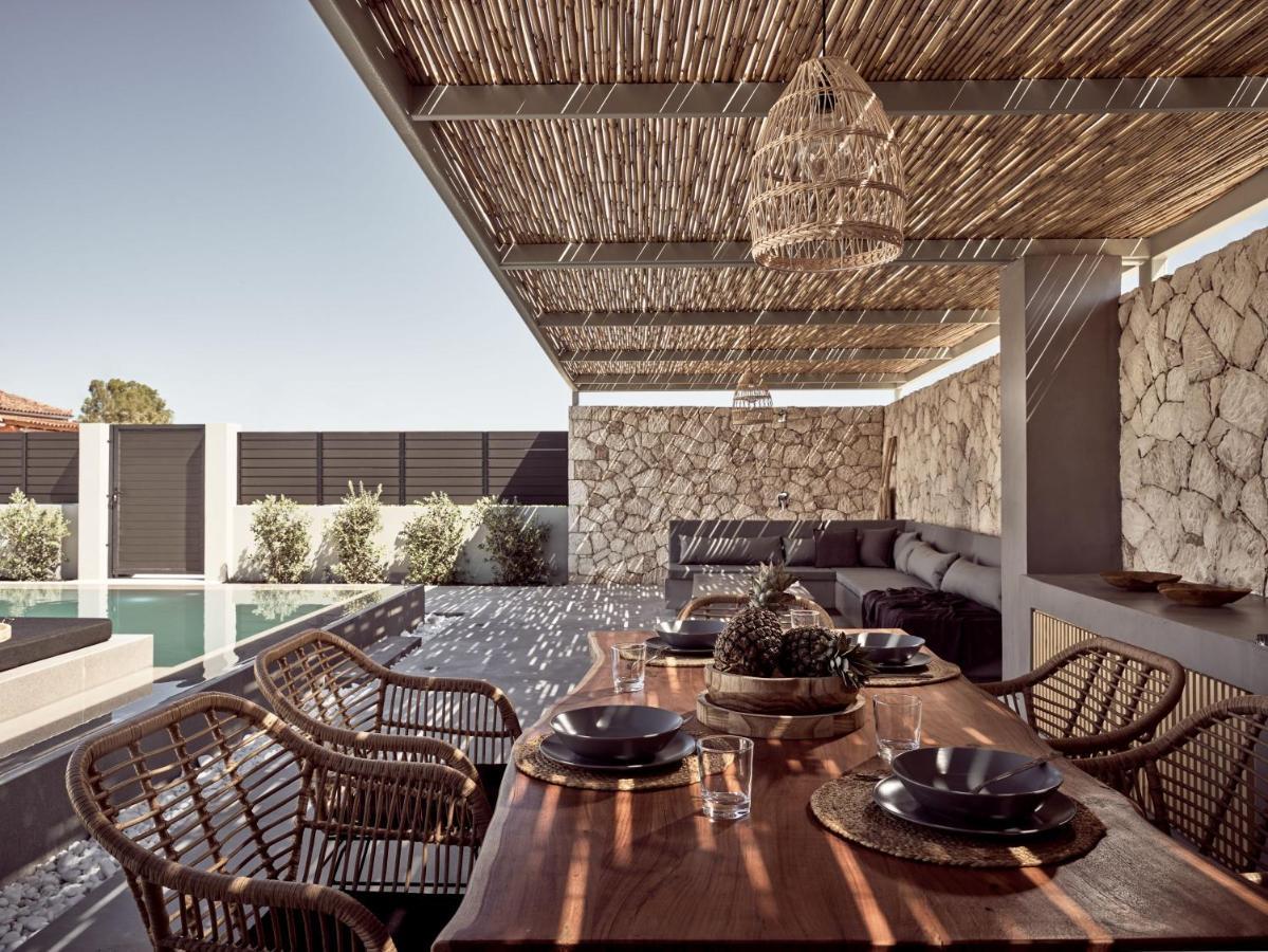 Noema Villa - Stylish Villa With Scenic Serenity, By Zantewize Sarakinadhon Exterior foto
