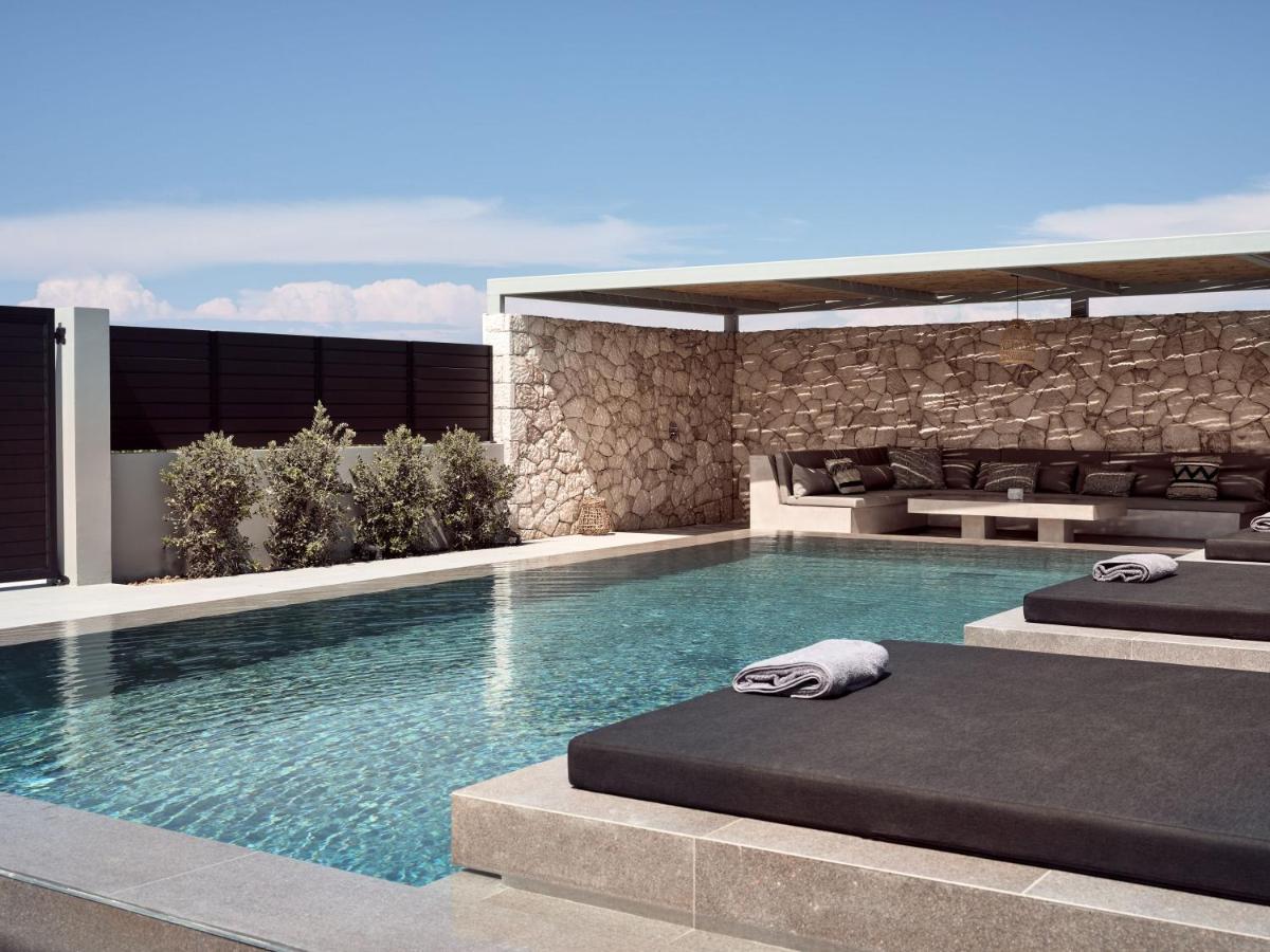 Noema Villa - Stylish Villa With Scenic Serenity, By Zantewize Sarakinadhon Exterior foto